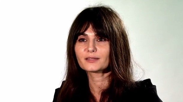 Romanca ale carei haine au fost purtate de J.Lo si Eva Longoria. "Fara creativitate nu avem nimic"