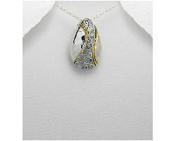 Pandantiv din argint in filigran placat cu aur