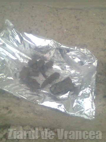 Descoperirea facuta de un roman din Vrancea. Arheologii au venit imediat sa le vada. FOTO