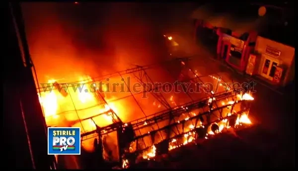 Un fast-food din Complexul Studentesc a fost nimicit de flacari. Focul, pus intentionat autor: Pro TV | acum 1 minut