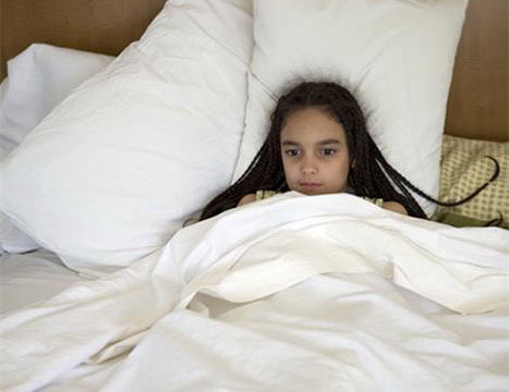 Ce a gasit o femeie in patul fiicei sale de 12 ani. "Am vazut asa ceva doar in filme"