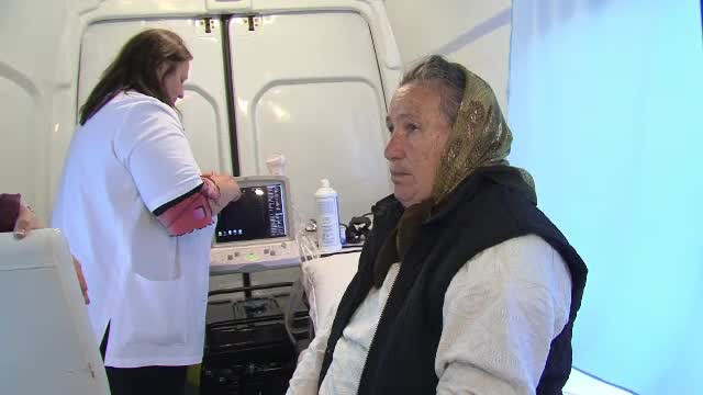 Cabinetul medical mobil, ideea unor oameni cu suflet pentru a-i ajuta pe oamenii din zonele izolate