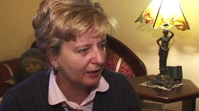 Lectie de viata de la o femeie din Oradea. Desi i-a fost rapit vazul, lucreaza ca voluntara