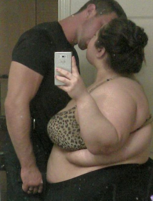 Povestea in imagini a unui cuplu neobisnuit. De ce au starnit interesul a milioane de oameni