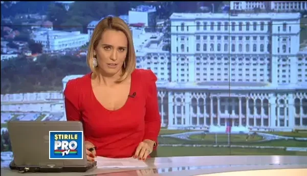 Cum s-a "transformat" Palatul Parlamentului pentru premierul Li Keqiang inainte de Forumul Economic