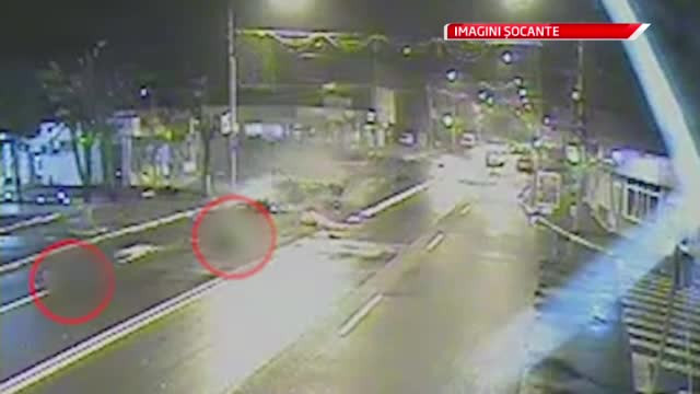 FILMUL ACCIDENTULUI din Barlad, in care doi tineri au fost grav raniti. Soferul era baut