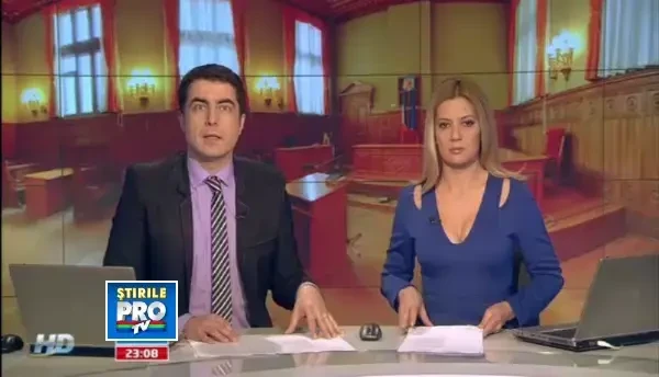 Lupta pentru sefia Partidului Romania Mare. Corneliu Vadim Tudor a fost din nou in instanta cu Funar