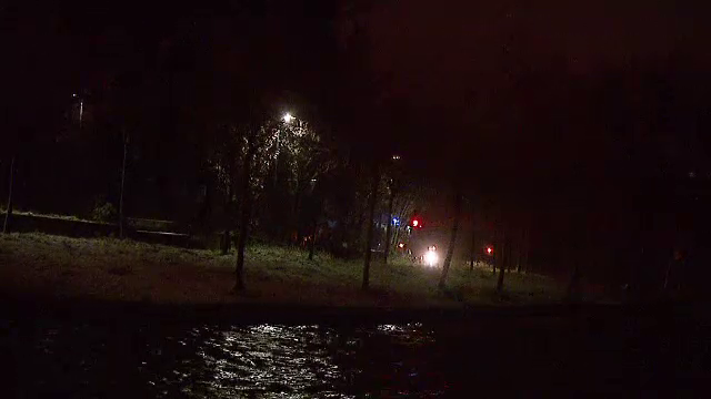 Descoperire macabra in parcul IOR din Bucuresti. Ce a gasit un barbat langa un copac