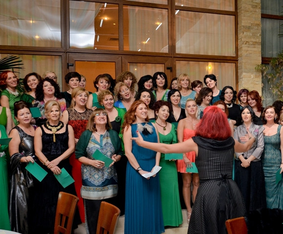 Asociatia Femeilor de Afaceri Cluj a strans peste 11.000 de euro la balul caritabil anual