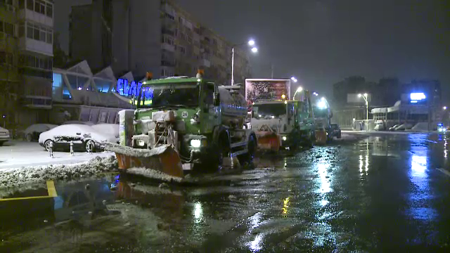 Accidente mortale, drumuri blocate si masini distruse.Imaginile primei nopti de iarna in Sudul tarii