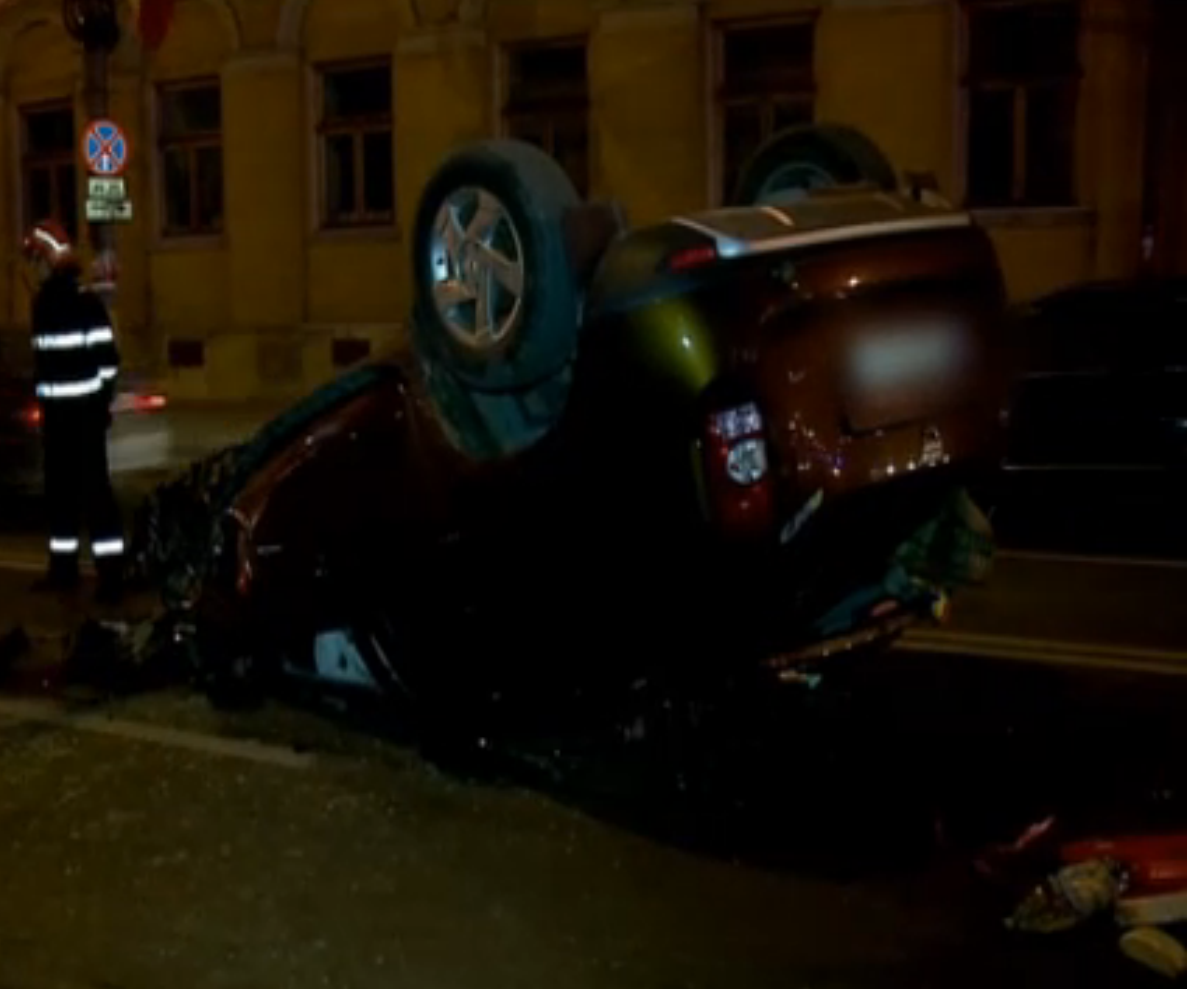 Accident spectaculos aseara pe un bulevard din Cluj