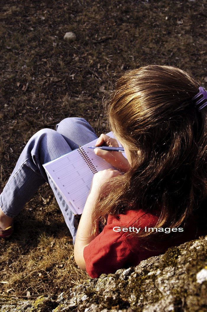 Copilul -victima, copilul -abuzator si copilul - tap ispasitor. Cum invata cel mic astfel de comportamente din familie