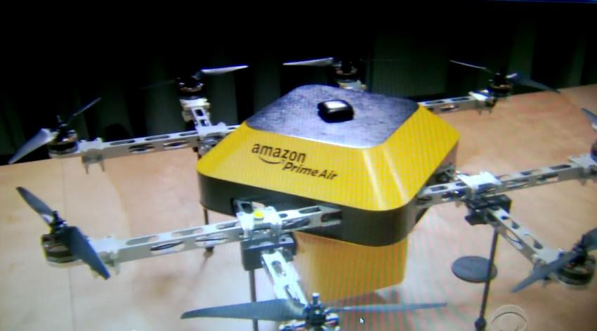 Amazon testeaza livrarea aeriana, in fata usii, cu drone care sa livreze produse in 30 de minute