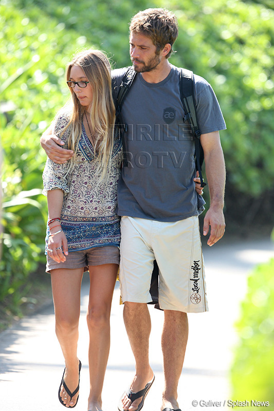 FOTO. Cum arata LOGODNICA lui Paul Walker. E devastata de durere