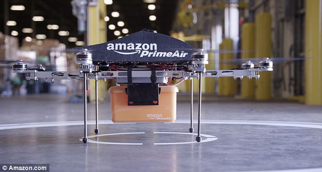 Amazon va incerca sa construiasca drone pentru a livra comenzile clientilor intr-o jumatate de ora! VIDEO