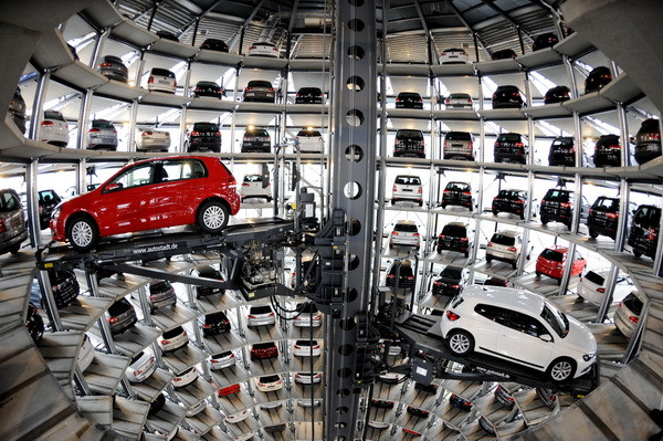 Masina foarte ieftina care vrea sa striveasca Dacia. Vine de la nemti