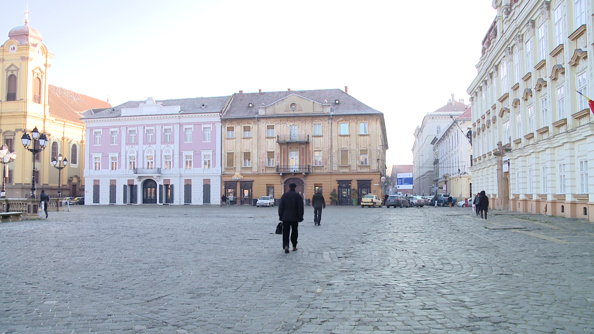 Piata Unirii in 2014: parcare, santier, apoi terase.“Vom avea o zona pietonala mai frumoasa ca acum”