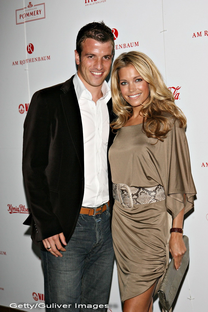 Fotbalistul olandez Rafael van der Vaart si sotia lui, Sylvie Meis, au divortat oficial