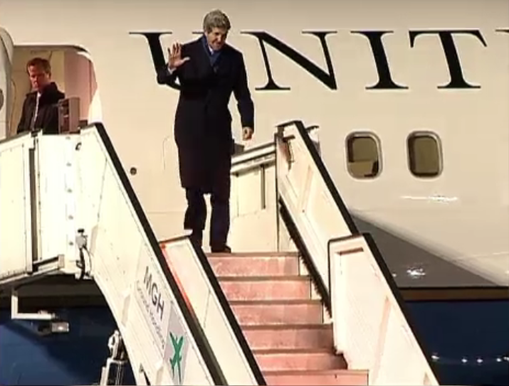 Razboi in Fasia Gaza. Secretarul de Stat american John Kerry a ajuns in Israel pentru a incerca sa faca pace