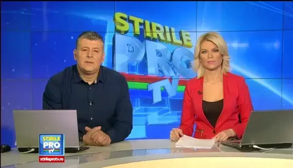 Coada de sute de oameni azi noapte in Braila, pentru a ajunge la moastele Sf. Nicolae