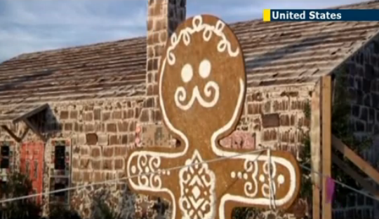 SUA. Cum arata casa de turta dulce, prezenta in Cartea Recordurilor drept cea mai mare. VIDEO