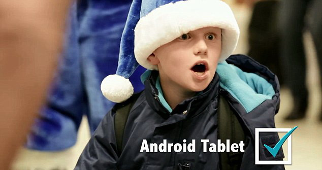 Campania de Craciun prin care clientii unei linii aeriene si-au primit cadourile dorite. VIDEO