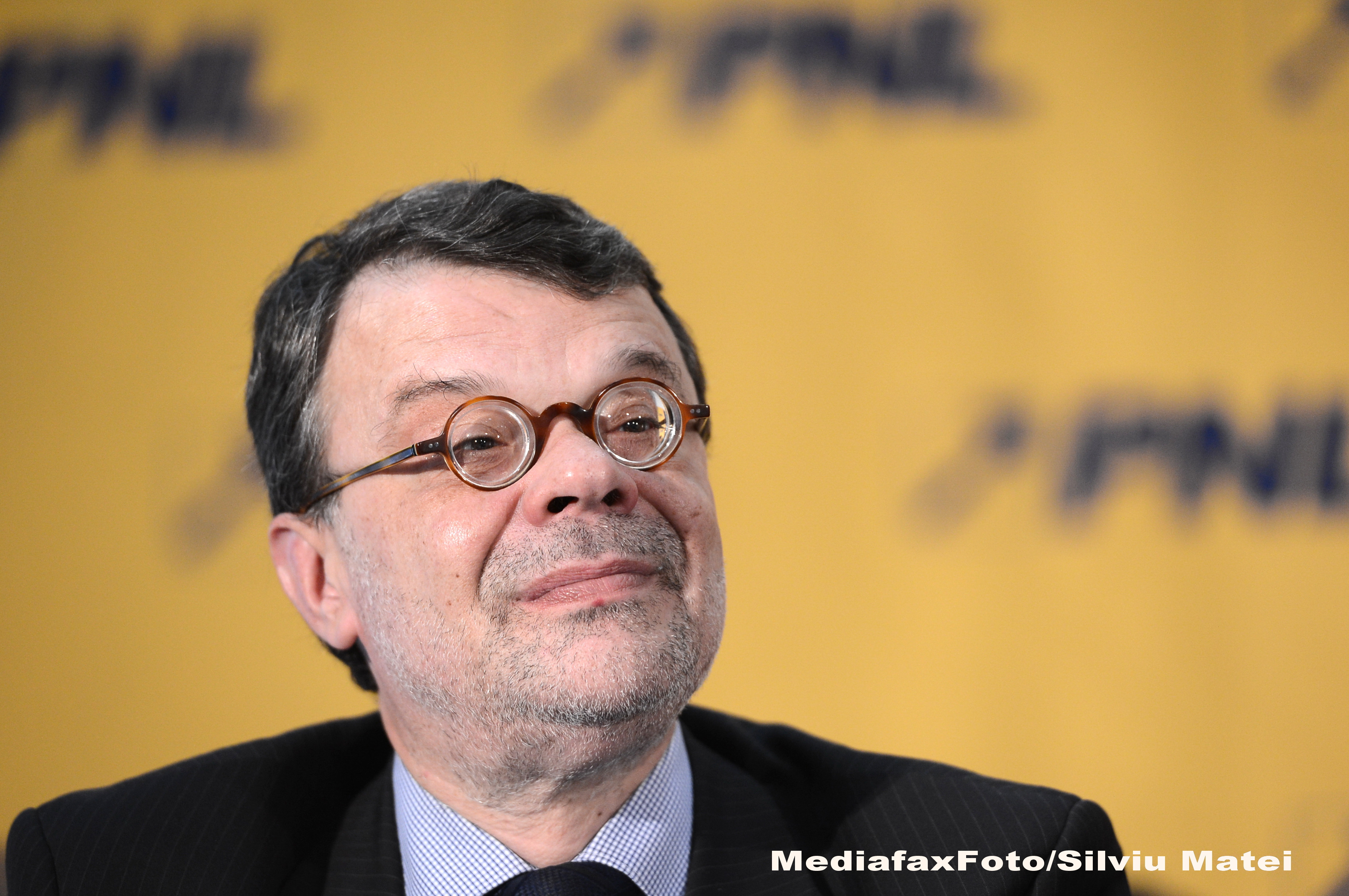 CNCD s-a autosesizat in cazul declaratiilor ministrului Daniel Barbu despre programul anti-HIV