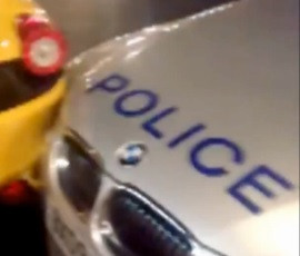 Ce se intampla cand un politist intalneste un Ferrari. Aceasta "isprava" l-a facut celebru