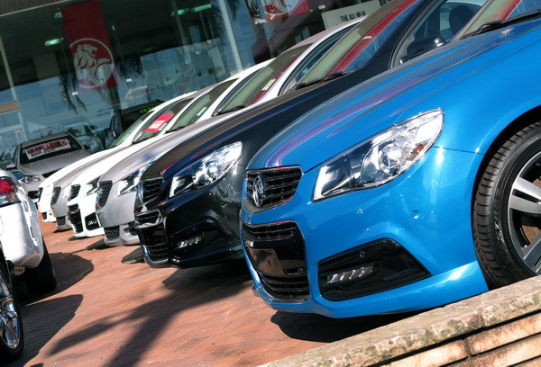 Lovitura. Gigantii industriei auto parasesc tara care nu a cunoscut criza. Moneda e prea puternica