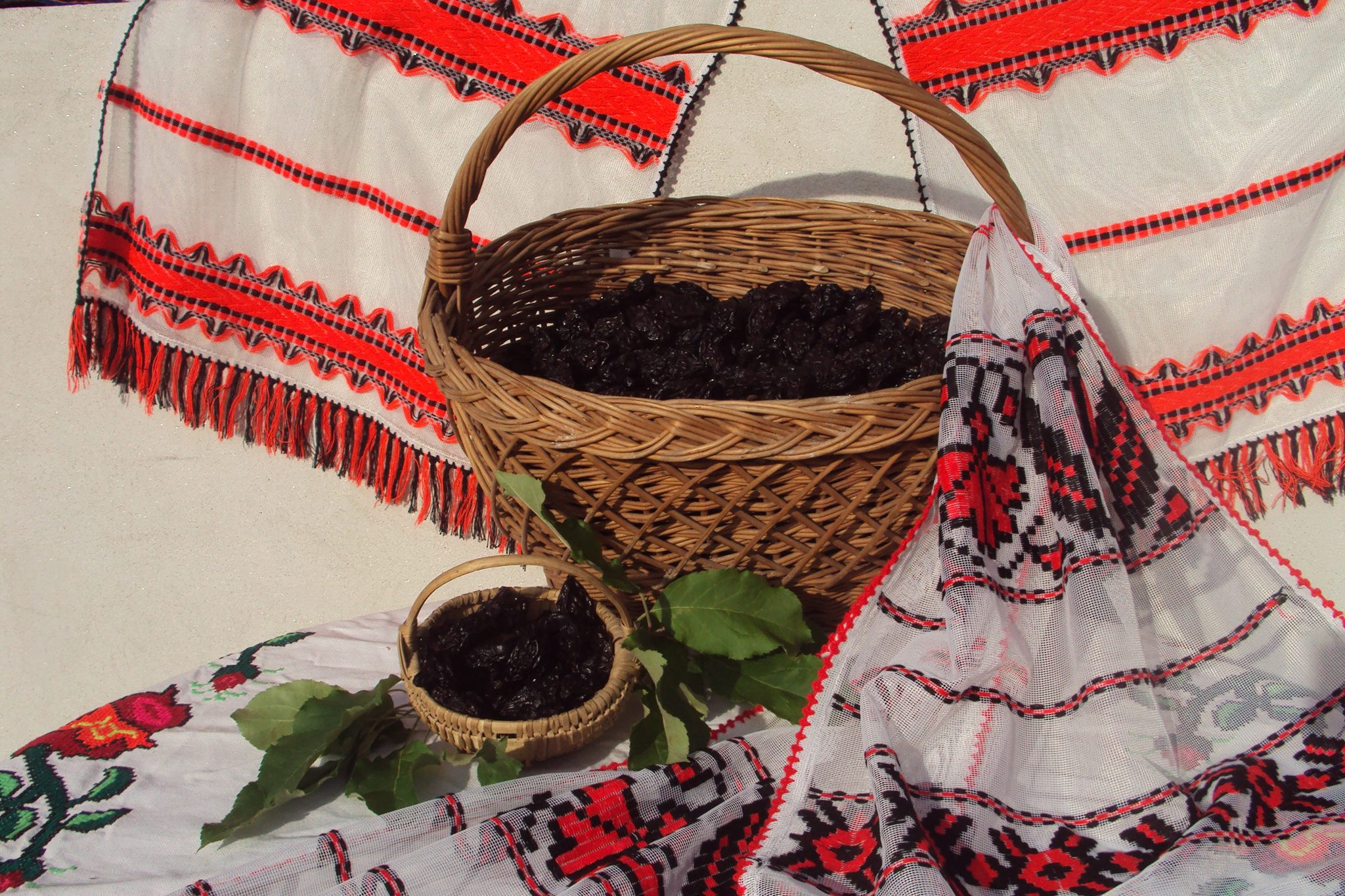 Leleasca, capitala prunelor uscate. Un produs traditional romanesc pe care romanii l-au uitat