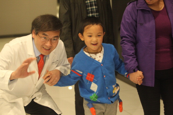 Baiatul de 6 ani, lasat fara ochi, de matusa, in China, s-a recuperat