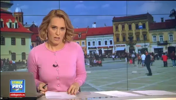 Preferintele romanilor la Targul de Craciun din Brasov. Pretul unui kg de muschi afumat si caltabos