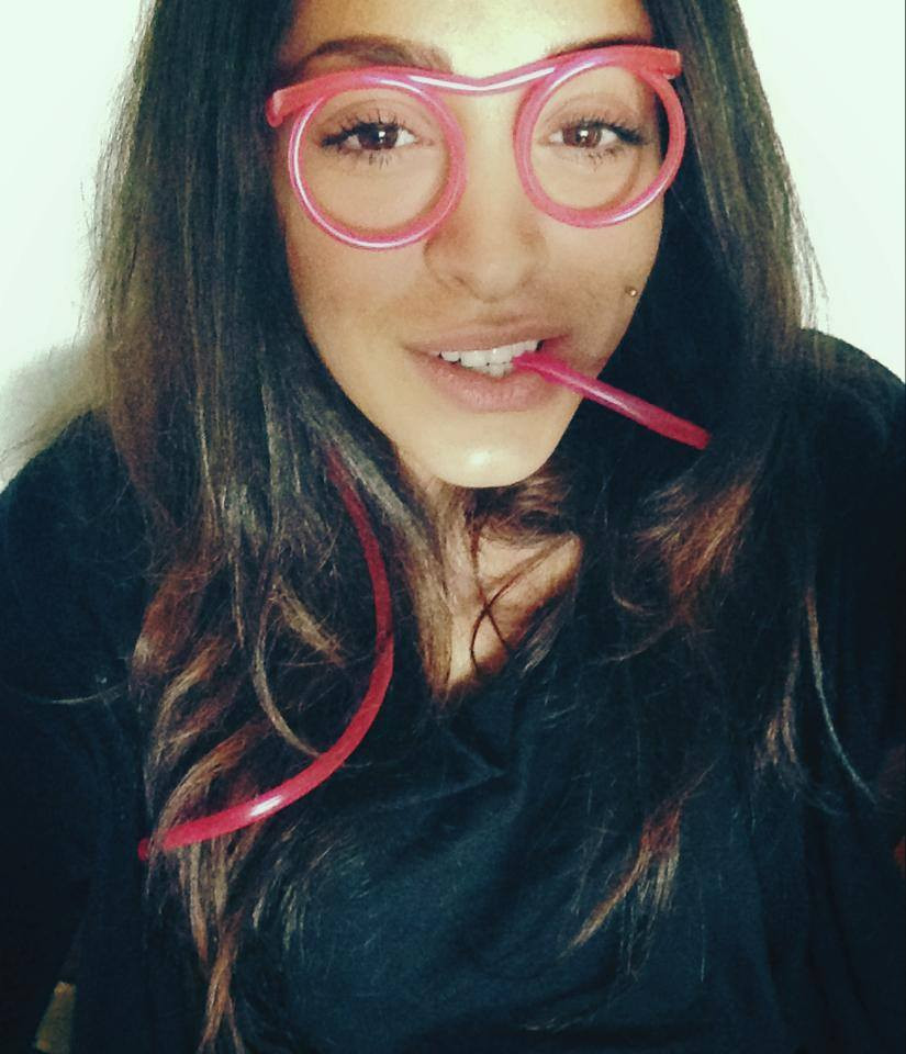 "Stinge lumina". Fanii nu s-au aratat incantati de look-ul natural a cantaretei Ruby