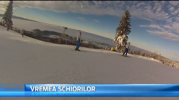 Imaginile primului weekend in care s-a schiat la munte. Pachetele de preturi pentru turisti