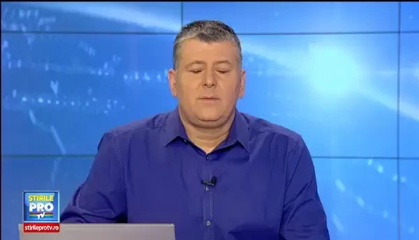 Artistul din Targoviste care canta zi de zi in frig pentru a-si hrani fiul. Nu vreau sa cersesc