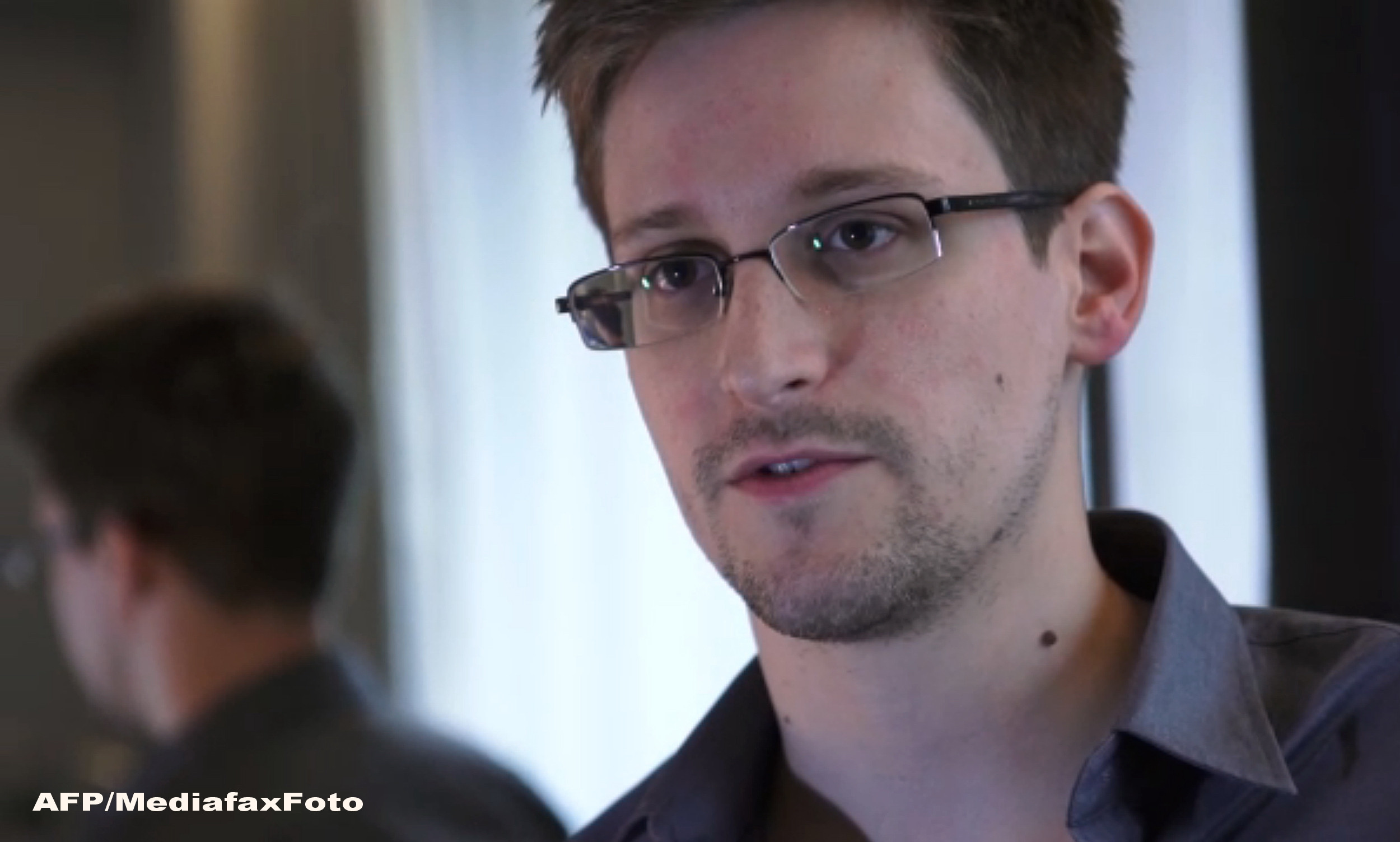 Oficialii agentiei NSA l-ar putea amnistia pe Edward Snowden daca primesc inapoi toate documentele