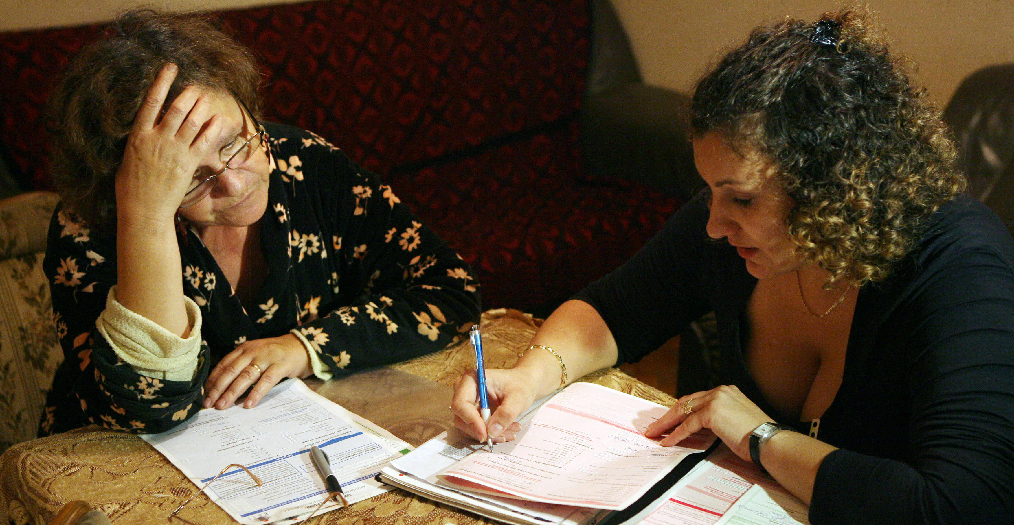 1992-1995. Romanii viseaza la capitalism si bogatie, dar se trezesc din cosmarul primelor tepe