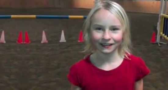 Cazul ei e unic in lume. Ce face fetita de 11 ani in fiecare zi. VIDEO