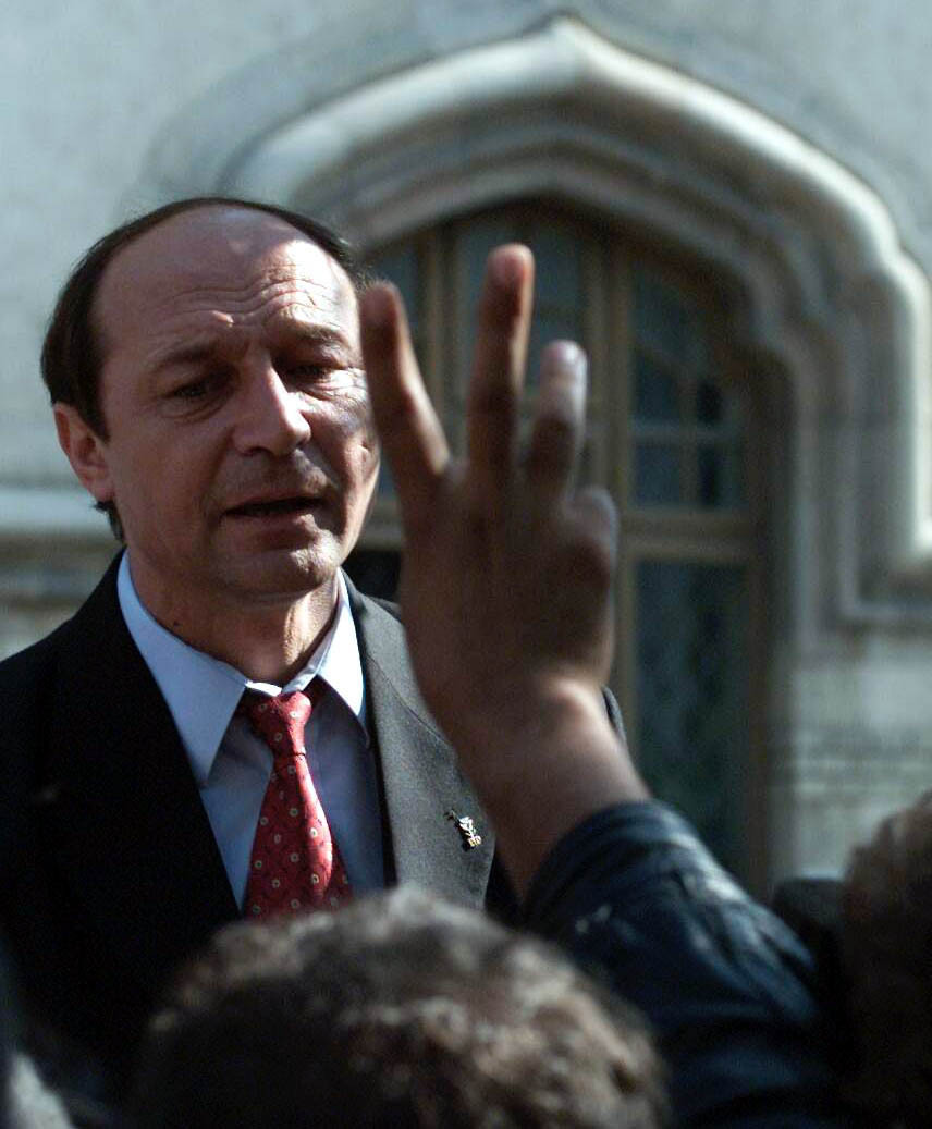 Basescu ales primar al Capitalei
