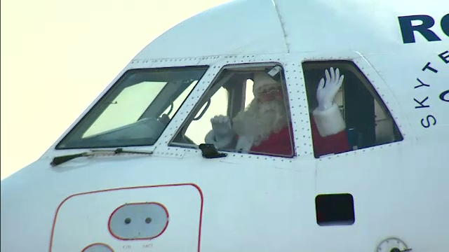 Mos Craciun a aterizat marti in tara noastra. Mesajul transmis inainte de sarbatori