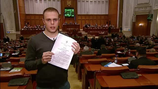 Ultima speranta a romanilor cu credite, legea falimentului personal, a fost retrasa in ultima clipa