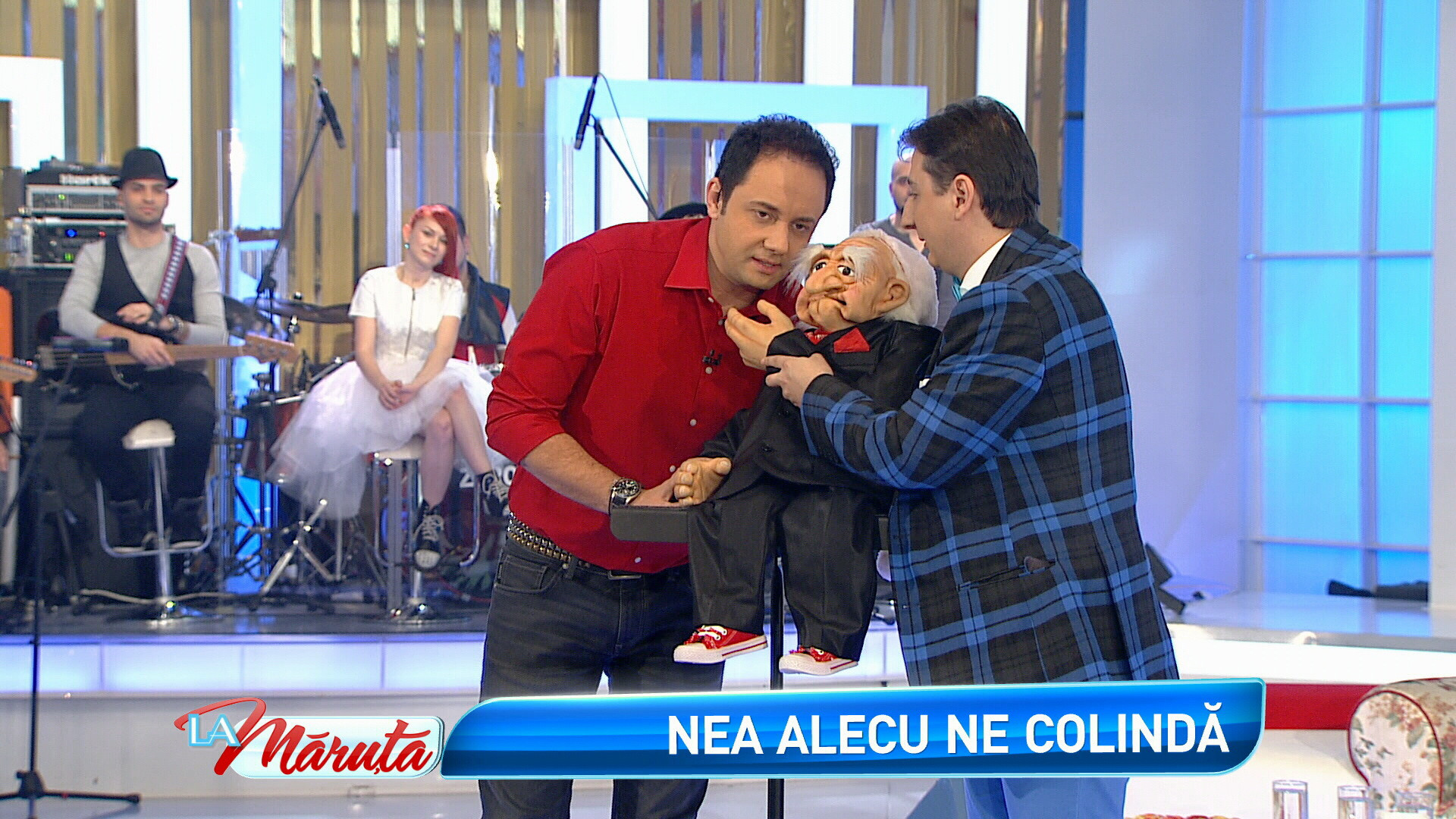Nea Alecu, de la Romanii au talent, colind despre vedete "La Maruta". VIDEO