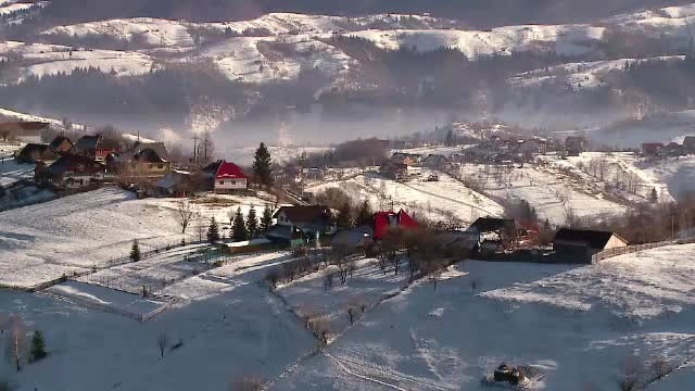 N-au hotel de 5 stele, dar au o vorba buna si un pat cald. Magura si Pestera, 2 sate rupte din basme