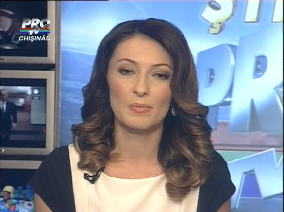 "Va multumesc pentru 14 ani de stiri". Prezentatoarea Pro TV si-a luat ramas bun cu ochii in lacrimi