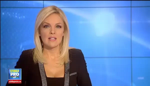 Craciunul sarac al copiilor care nici nu viseaza la Mos Craciun. La 13 ani, e mama pentru fratii ei