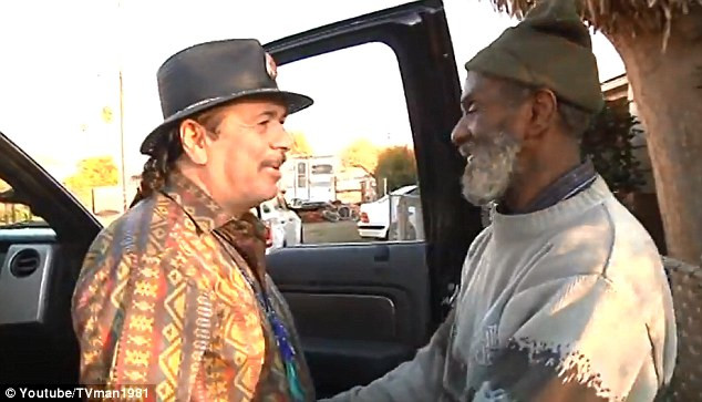 S-au reintalnit dupa 40 de ani. Santana si-a gasit fostul tobosar pe strazi, traind in saracie.VIDEO