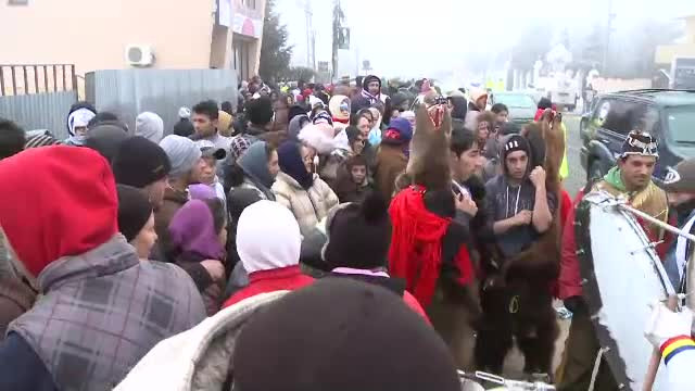 Dezamagirea traita in acest an de colindatorii veniti la casa lui Becali. "Voiam 100 EUR de fiecare"