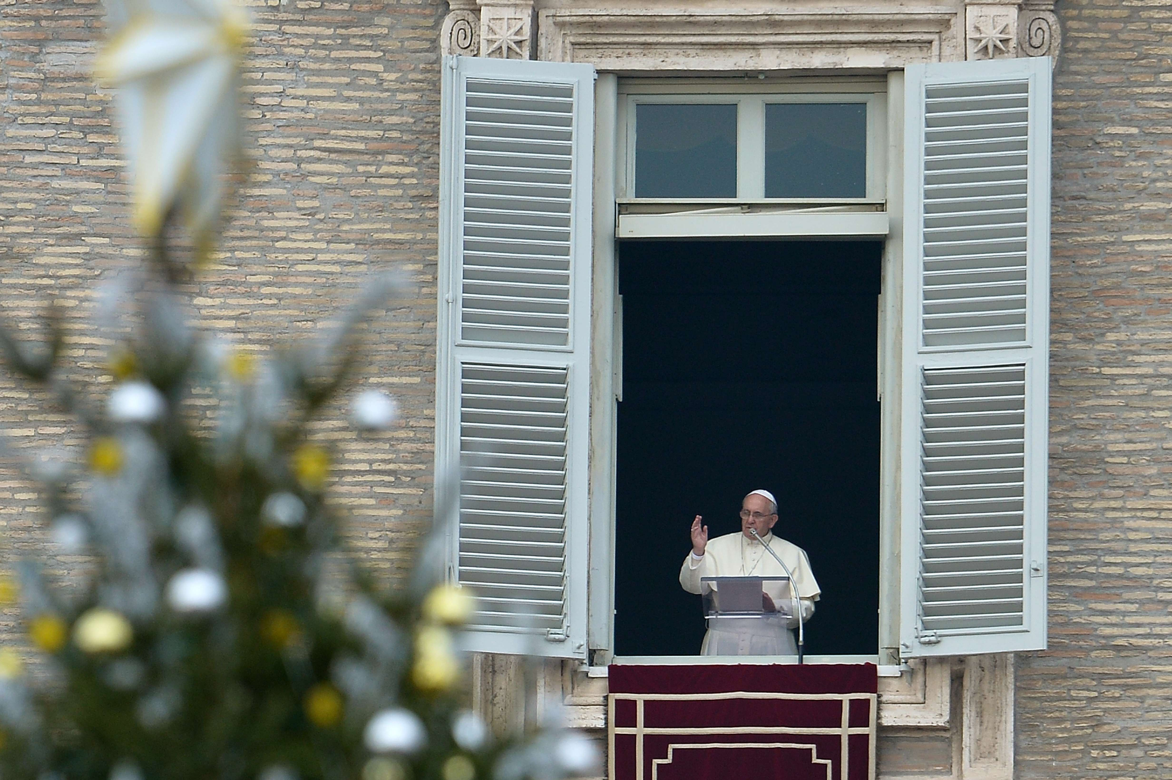 Mesajul Papei Francisc de Craciun: "Foarte adesea, Craciunul este foarte galagios"