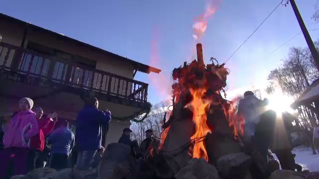 Sorici, sarmale si snowboard. Cum au petrecut turistii prezenti pe Valea Prahovei si in Poiana