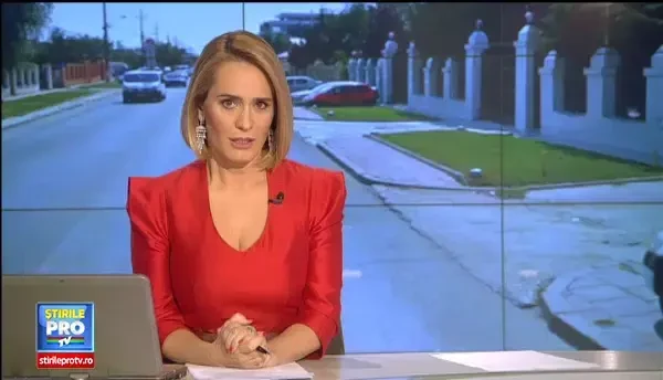 Dezamagirea traita in acest an de colindatorii veniti la casa lui Becali